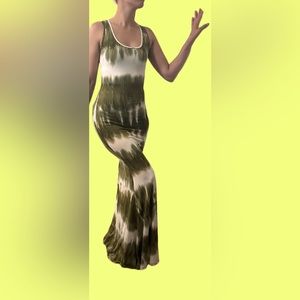 Women’s maxi dress